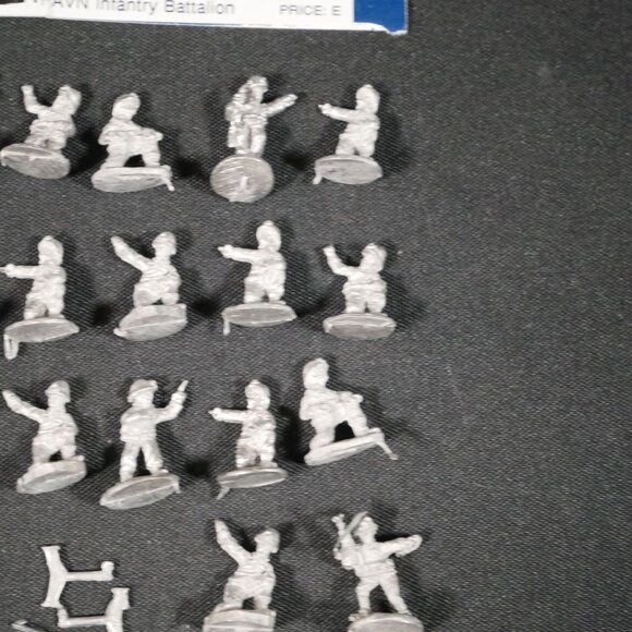 Flames of War Vietnam 15mm PAVN Weapons Company WINV06 - Picture 4 of 8